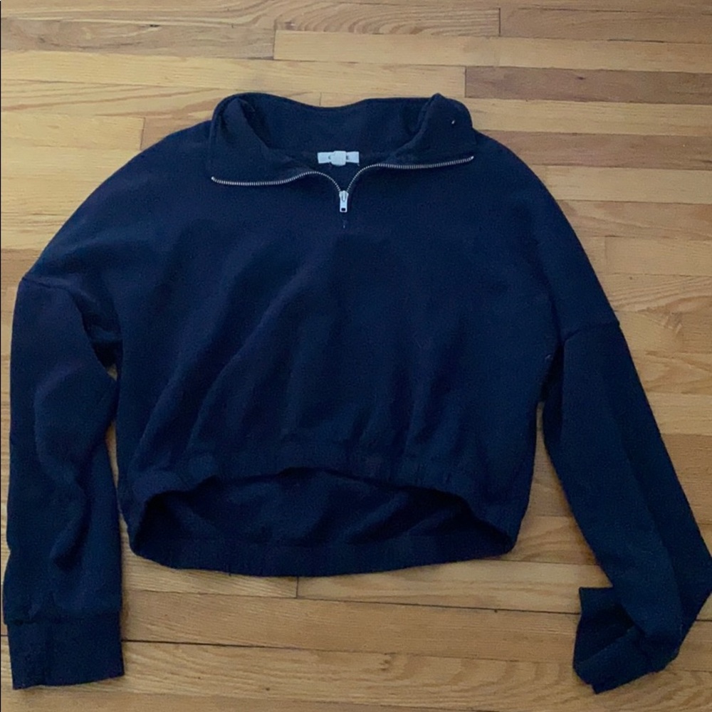 Crew neck